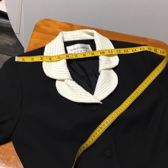 Albert Nipon 6 - Picture 9 of 15